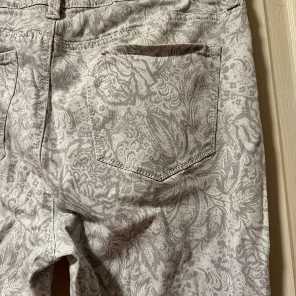 Gray Patterned Pants - image 5